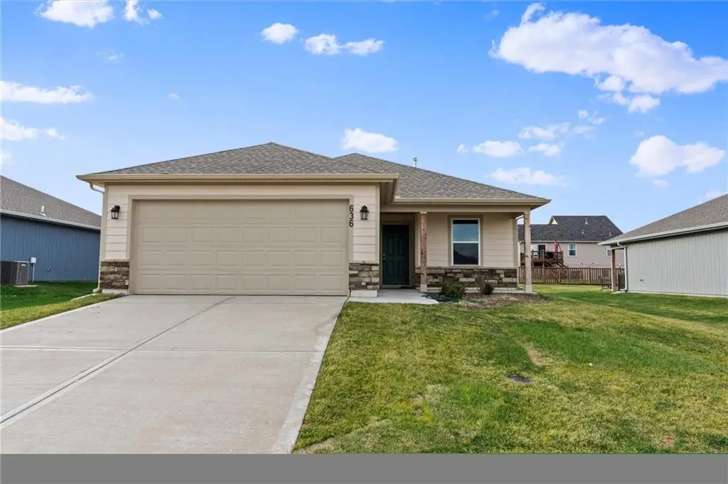 874 N Pear Street, Gardner, KS 66030 - #1