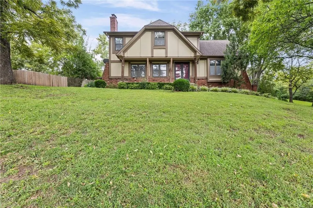 16042 Meadow Lane, Stilwell, KS 66085 - #1