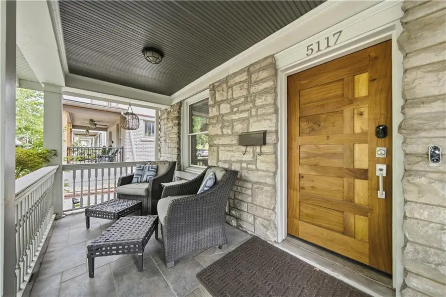 5117 Walnut Street, Kansas City, MO 64112 - #2