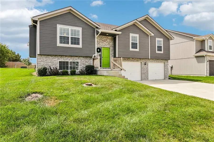 1701 NW Hilltop Court, Grain Valley, MO 64029 - #2