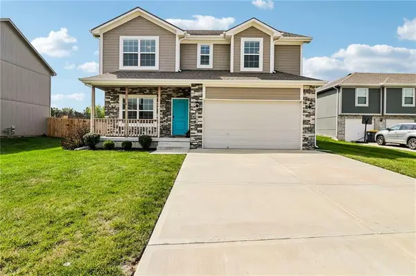 1705 NW Hilltop Court, Grain Valley, MO 64029