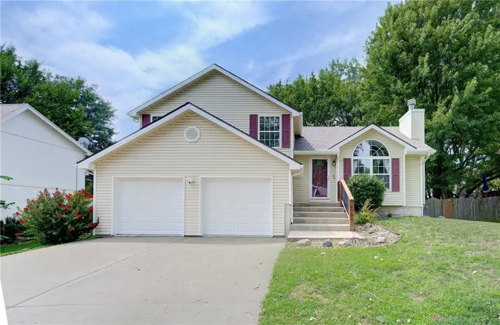 8706 N Carson Avenue, Kansas City, MO 64153 - #1