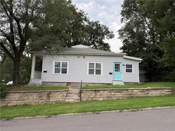 709 Powell Street, St Joseph, MO 64501