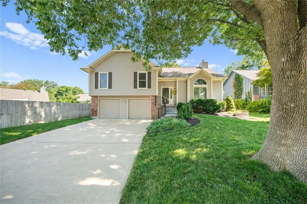 22201 W 64th Terrace, Shawnee, KS 66226 - #1