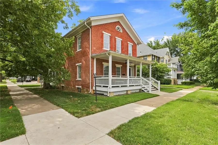 945-945 1/2 Kentucky Street, Lawrence, KS 66044 - #3