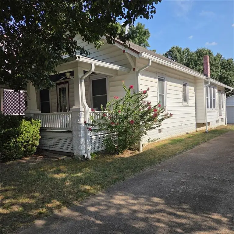 2612 Broadway Avenue, Parsons, KS 67357 - #2