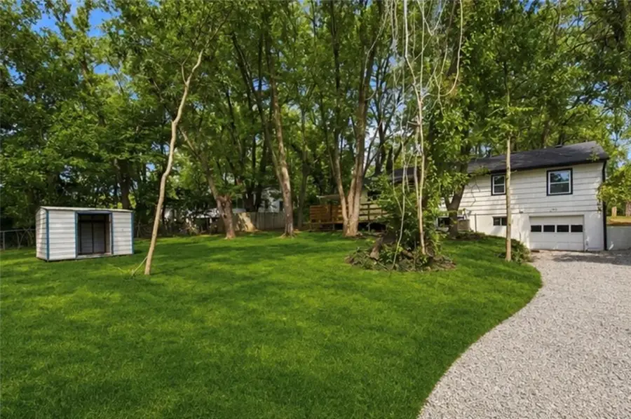 1724 S Trail Ridge Drive, Independence, MO 64050 - #2