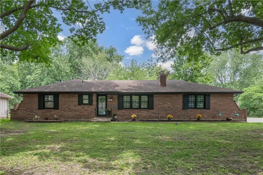 200 SW 20th Terrace, Oak Grove, MO 64075 - #2