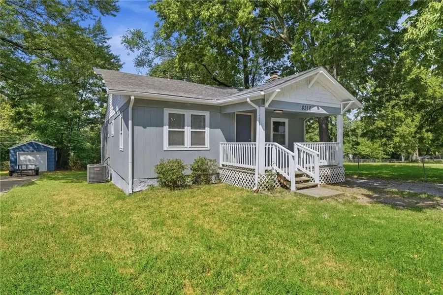 8310 Wayne Avenue, Kansas City, MO 64131 - #2