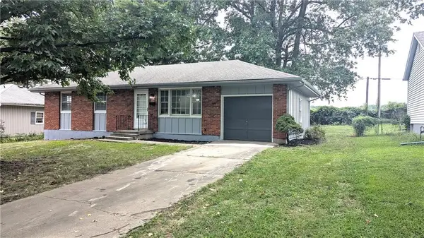 4002 S Hocker Avenue, Independence, MO 64055
