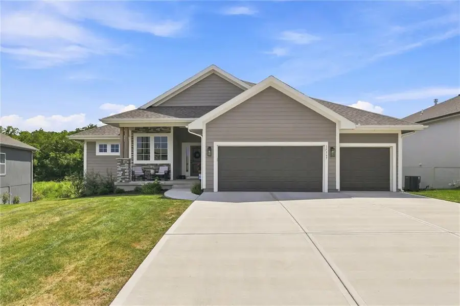 19367 W 114th Terrace, Olathe, KS 66061 - #2