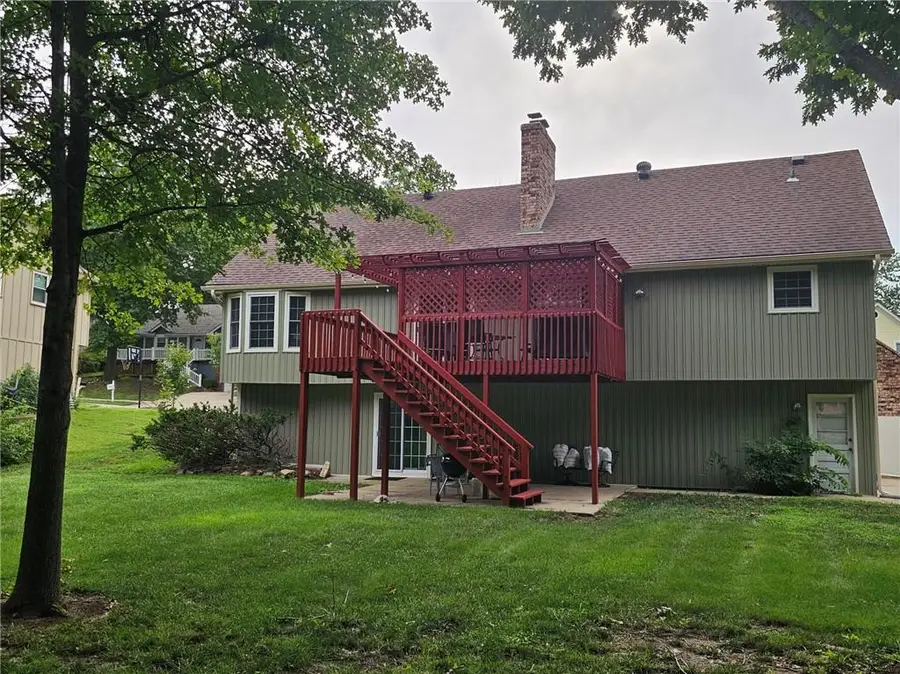 6440 Greenwood Street, Shawnee, KS 66216 - #3