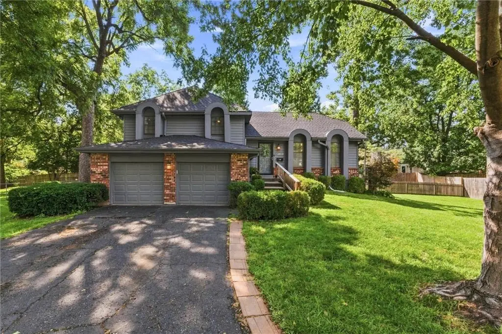 10314 W 48th Street, Shawnee, KS 66203 - #1