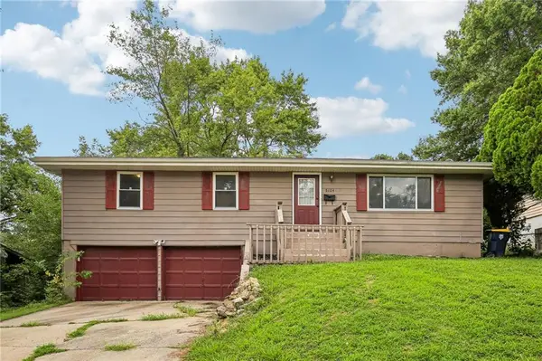 5104 N Smalley Avenue, Kansas City, MO 64119
