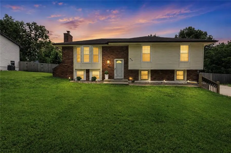 615 NE 113th Street, Kansas City, MO 64155 - #2