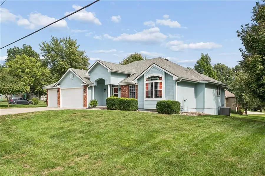 1707 Lynn Road, Excelsior Springs, MO 64024 - #2