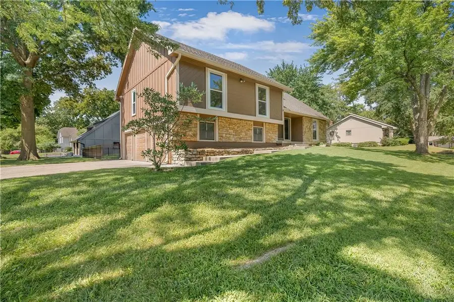 4377 SW Breezy Point Lane, Lees Summit, MO 64082 - #3