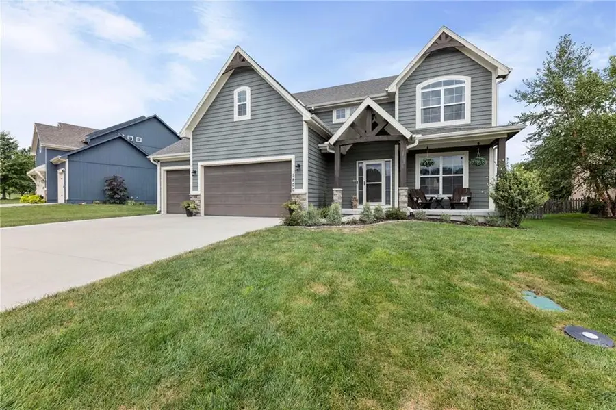 1800 Knoll Creek Lane, Raymore, MO 64083 - #3
