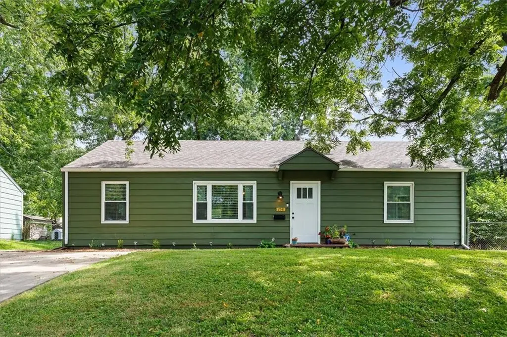 2541 Highland Drive, Kansas City, KS 66106 - #1