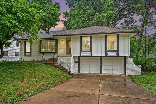 6111 E 108th Terrace, Kansas City, MO 64134