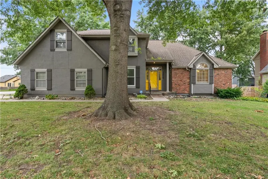 1028 SE Bordner Drive, Lees Summit, MO 64081 - #2