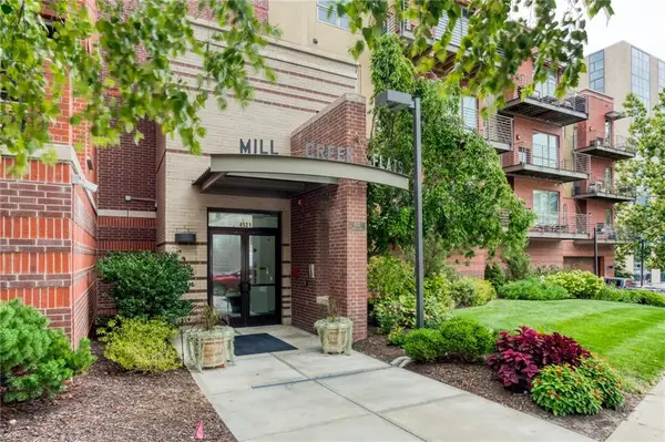 4521 Wornall Road #210, Kansas City, MO 64111