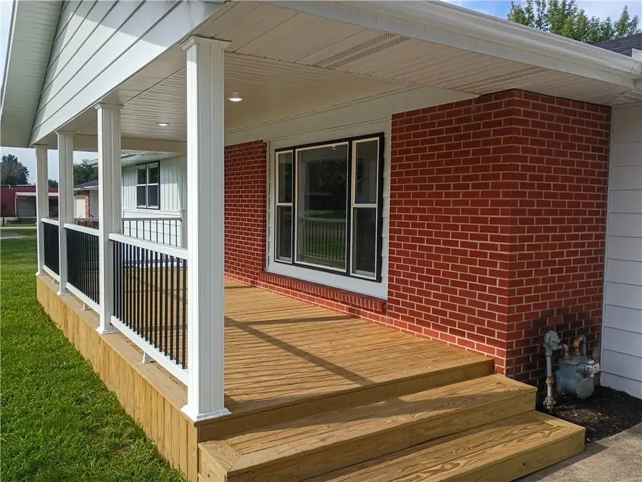 1013 N Alanthus Avenue, Stanberry, MO 64489 - #3