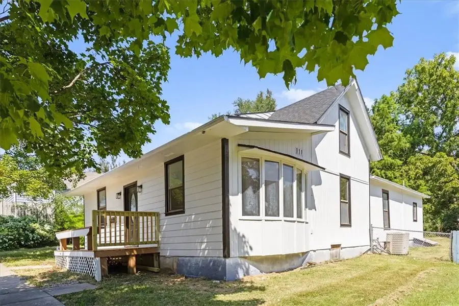 106 S Jeffreys Street, Pleasant Hill, MO 64080 - #3
