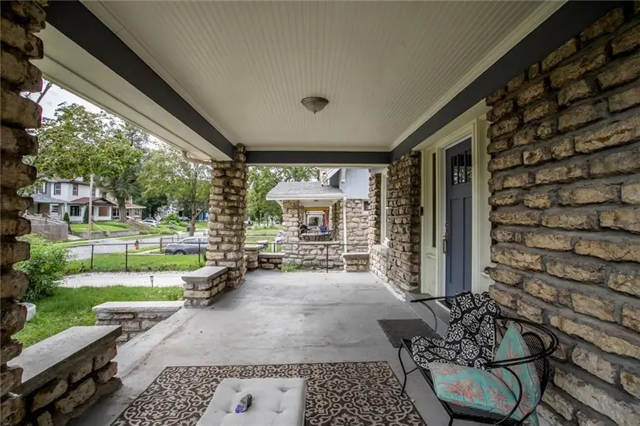 3416 S Benton Avenue, Kansas City, MO 64128 - #3