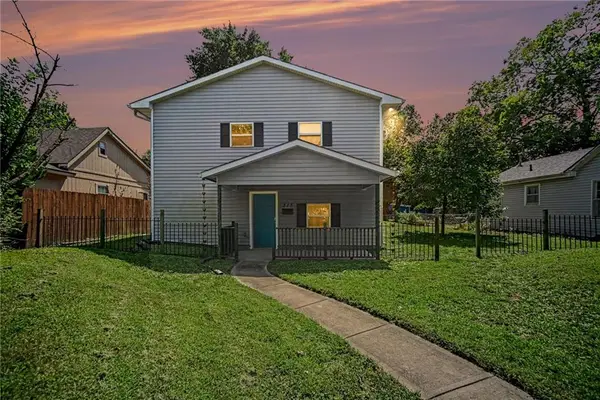 515 W Santa Fe Street, Olathe, KS 66061