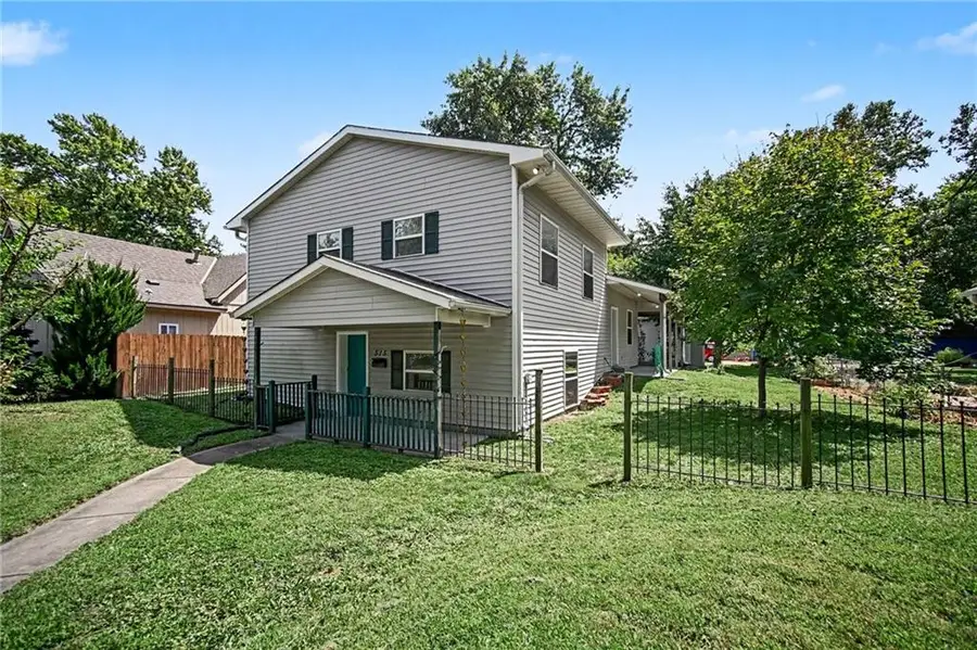 515 W Santa Fe Street, Olathe, KS 66061 - #3