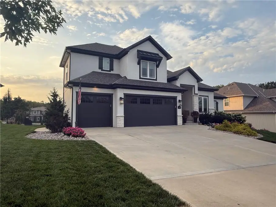 9280 Brownridge Street, Lenexa, KS 66220 - #3