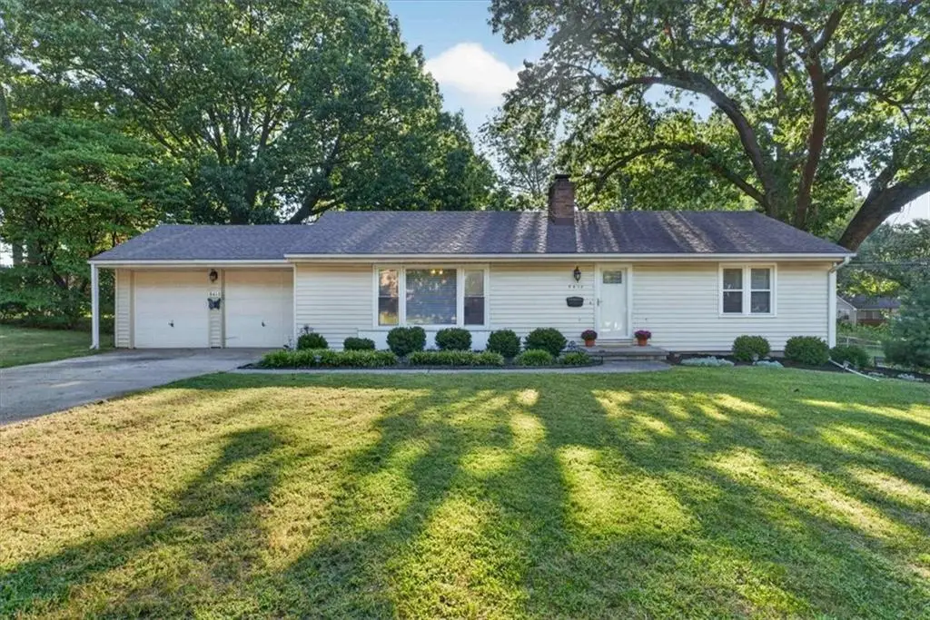 8413 Russell Street, Overland Park, KS 66212 - #1