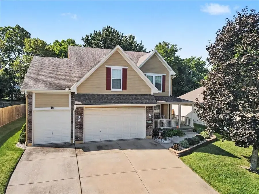 508 NE Hans Drive, Blue Springs, MO 64014 - #2
