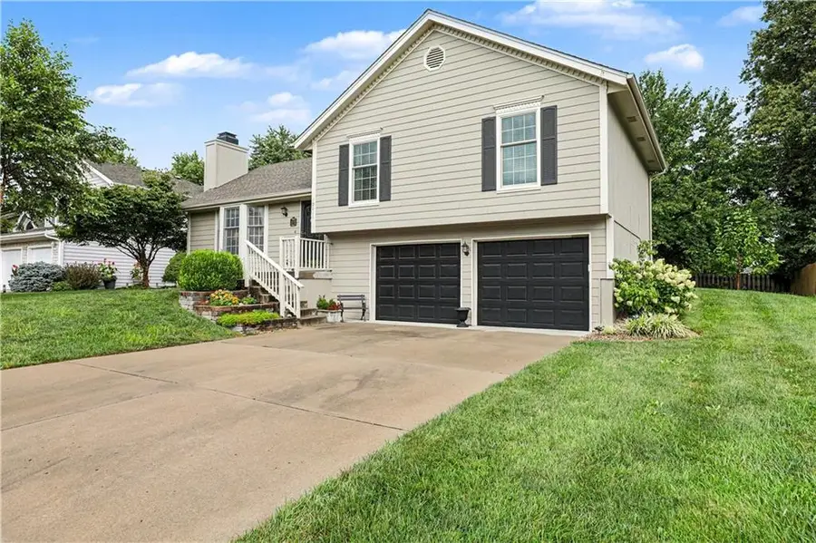 10011 N Highland Terrace, Kansas City, MO 64155 - #2