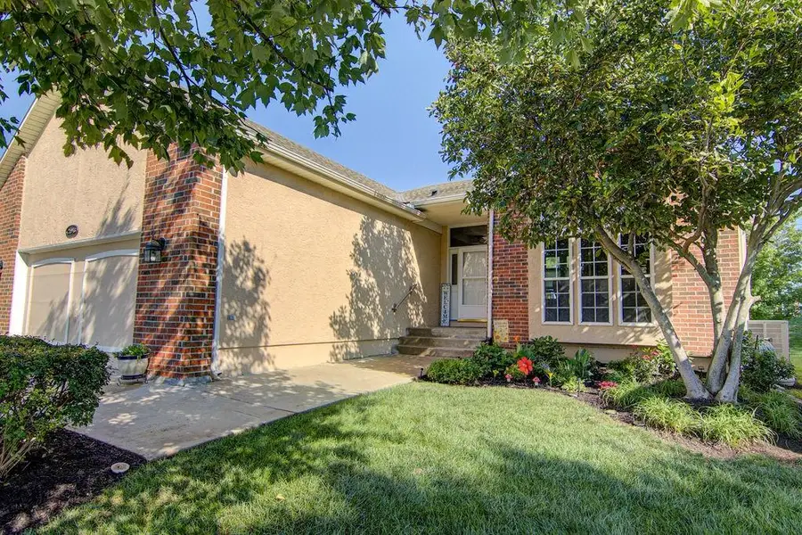 21946 W 119th Terrace, Olathe, KS 66061 - #2