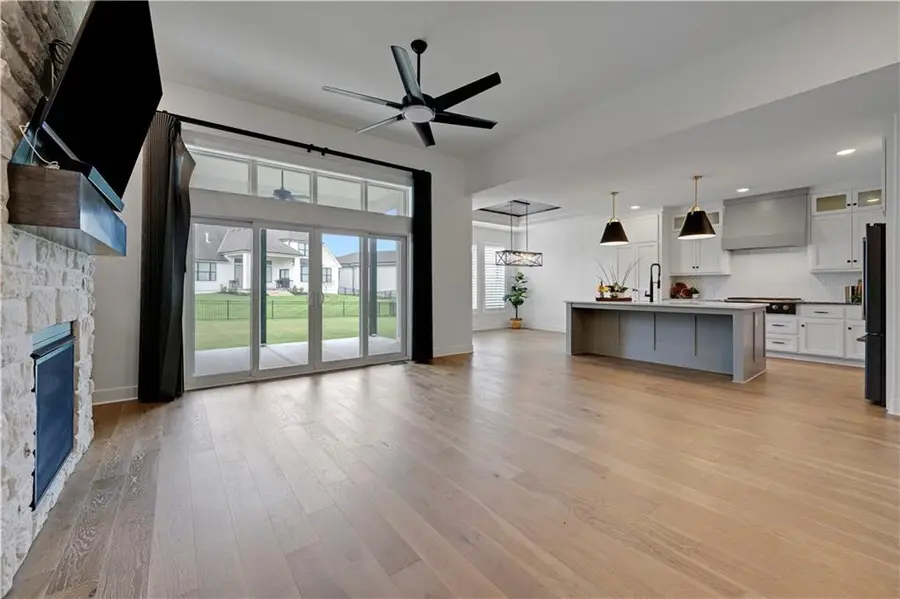 17404 Gillette Street, Overland Park, KS 66221 - #2