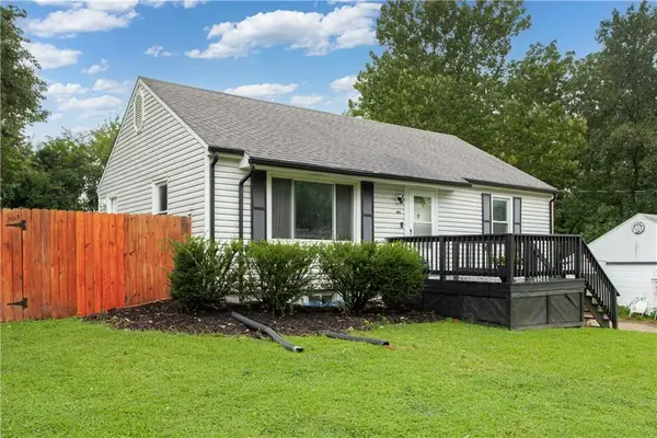 7711 Longwood Avenue, Kansas City, KS 66109