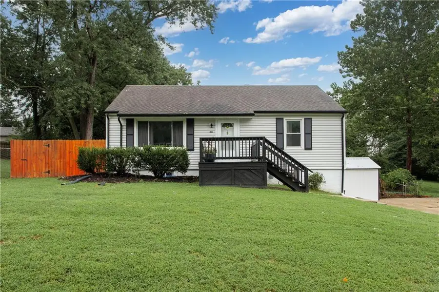 7711 Longwood Avenue, Kansas City, KS 66109 - #2