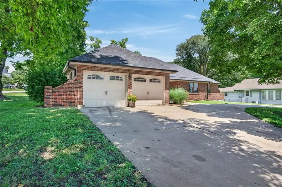 101 E Buford Street, Wellington, MO 64097 - #2