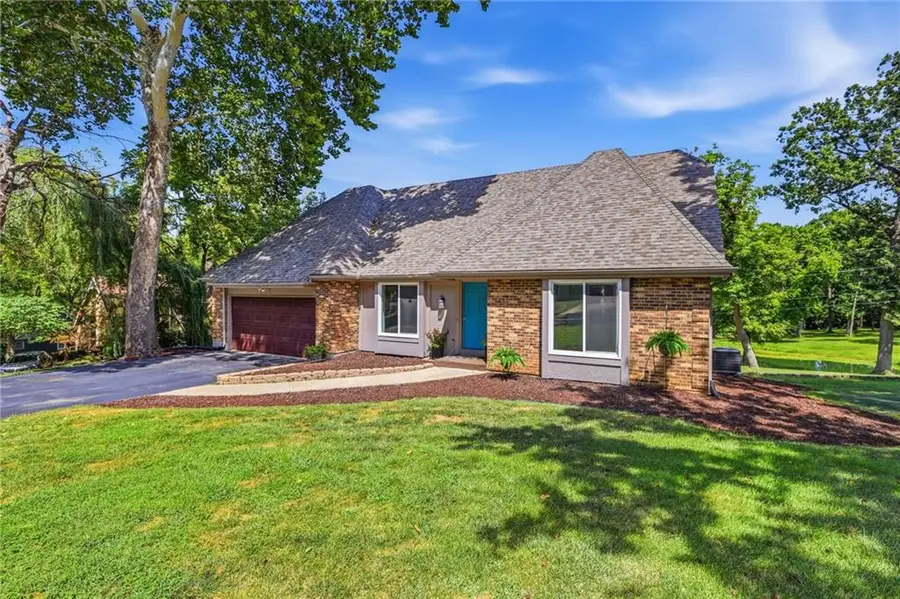 20814 W 45th Terrace, Shawnee, KS 66218 - #2