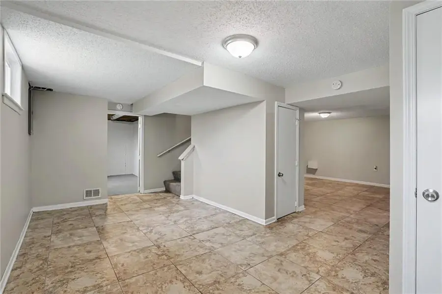 3608 N Euclid Avenue, Kansas City, MO 64116 - #3