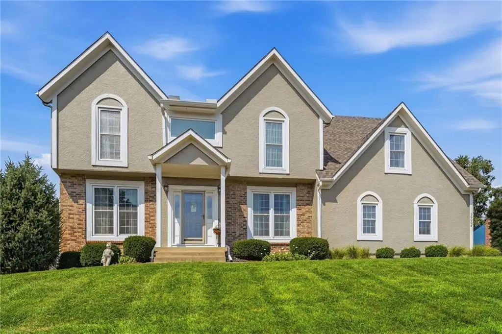 10004 W 125 Terrace, Overland Park, KS 66213 - #1
