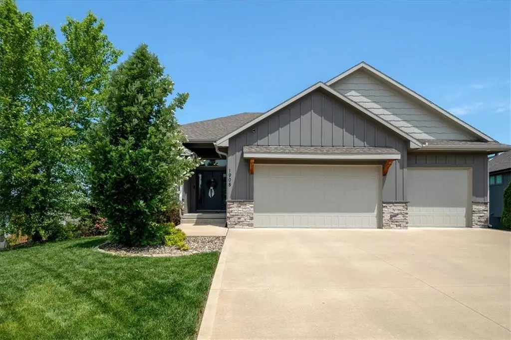 1908 NE Catalina Avenue, Lees Summit, MO 64064 - #1