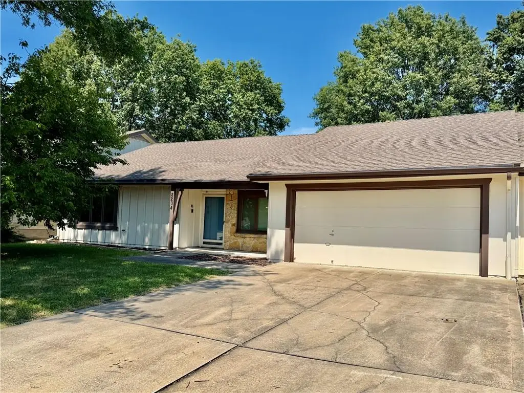 8204 E 189th Street, Belton, MO 64012 - #1