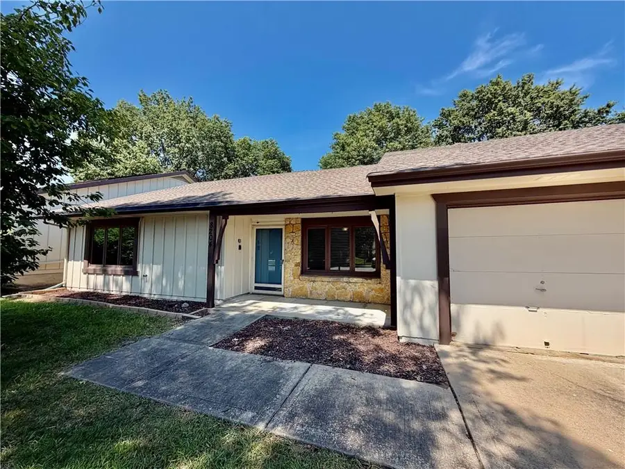 8204 E 189th Street, Belton, MO 64012 - #2