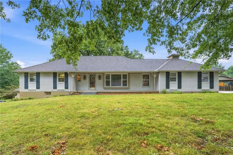 6317 Sterling Avenue, Raytown, MO 64133 - #2