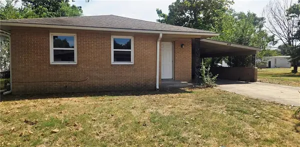 419 W 5th Street, Pittsburg, KS 66762