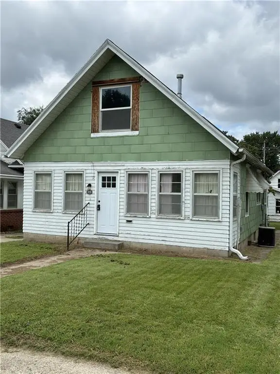 2715 Duncan Street, St Joseph, MO 64507