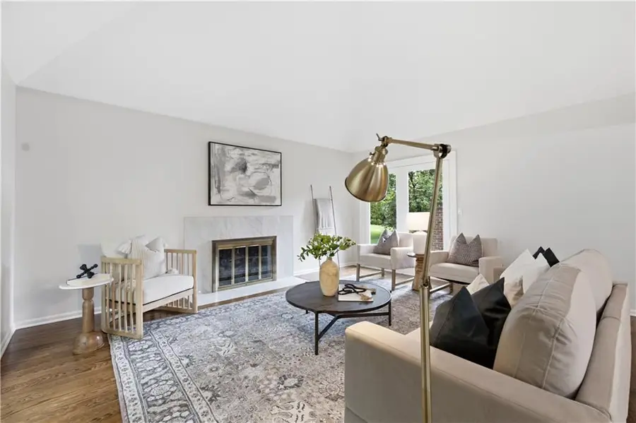 5204 W 112th Street, Leawood, KS 66211 - #3